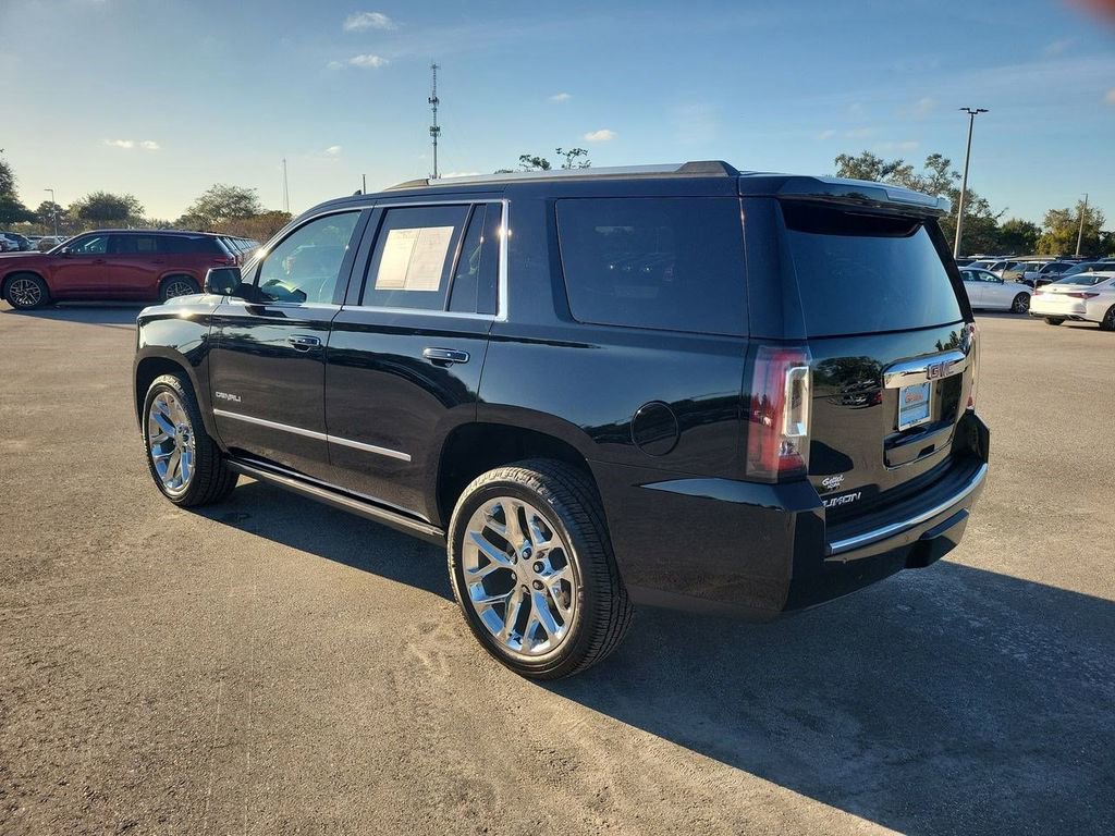 Used 2020 GMC Yukon Denali w/ Denali Premium Package image 13