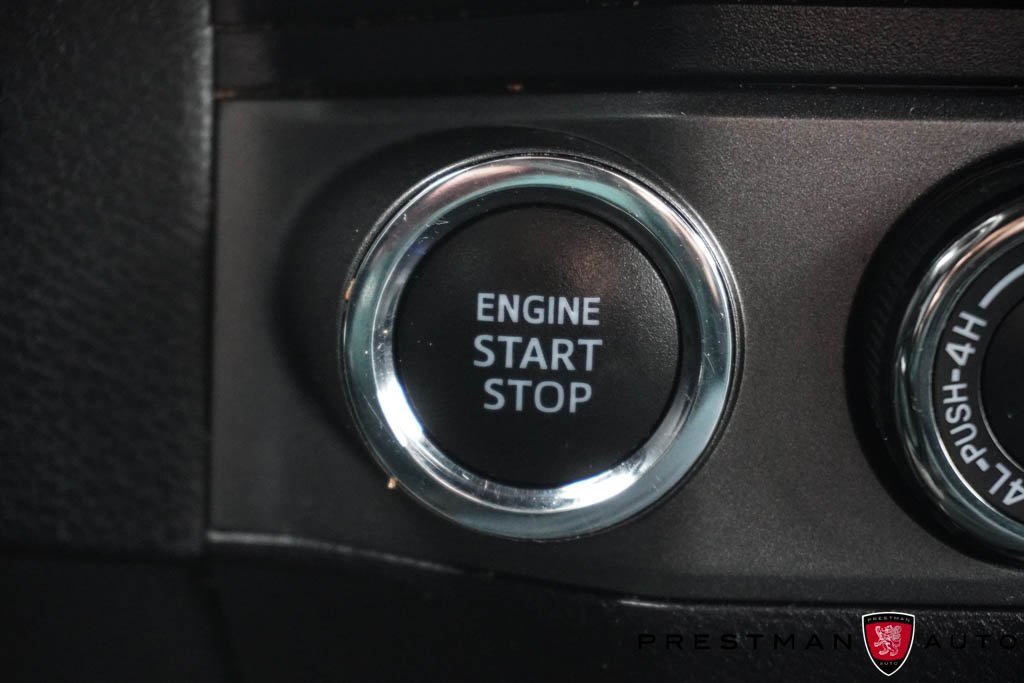 Used 2020 Toyota Tacoma TRD Off-Road image 33