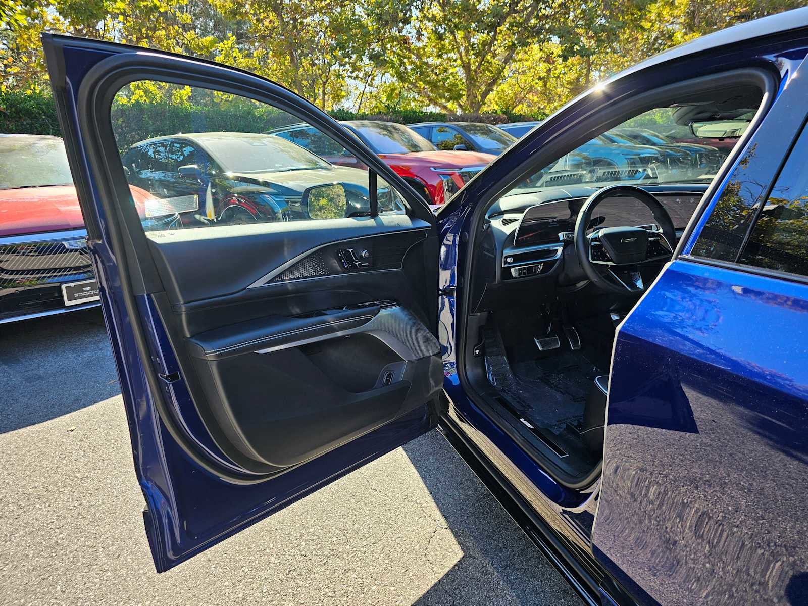 New 2026 Cadillac Lyriq V AWD/4WD image 20