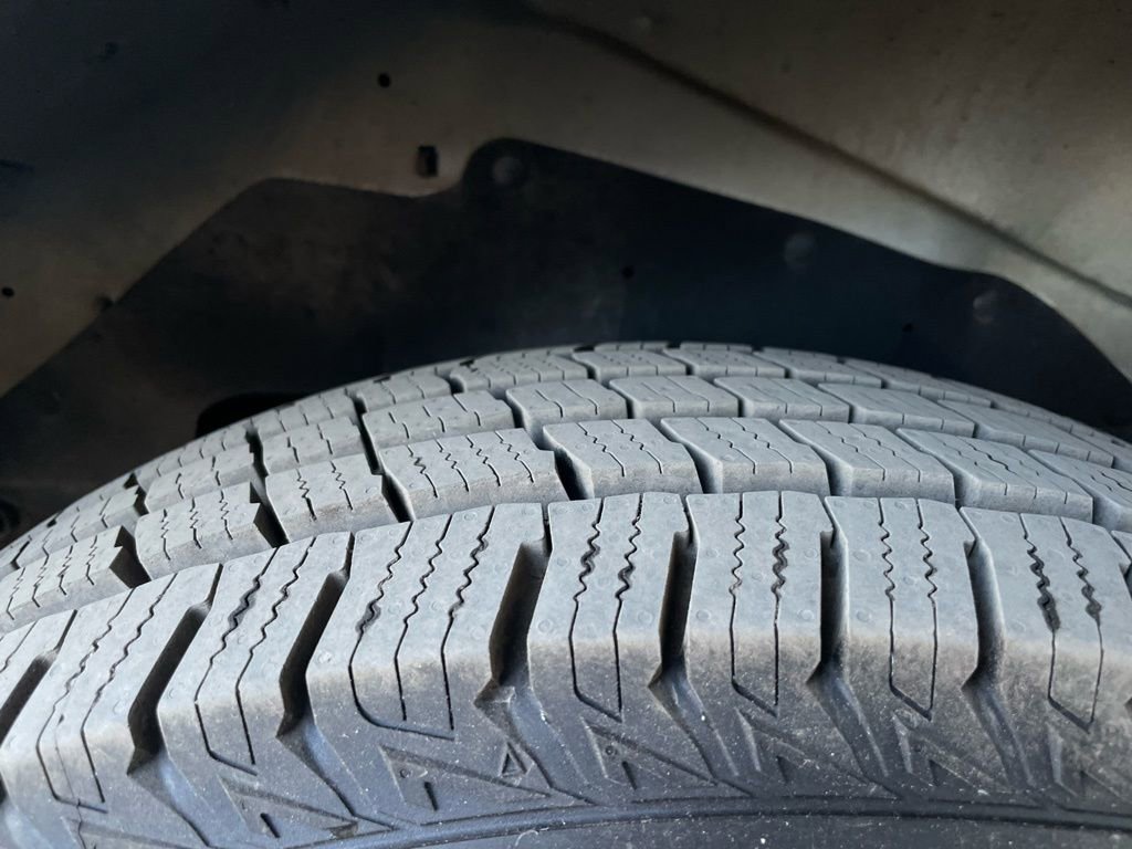 Used 2023 GMC Savana 2500 Extended w/ Driver Convenience Package image 10