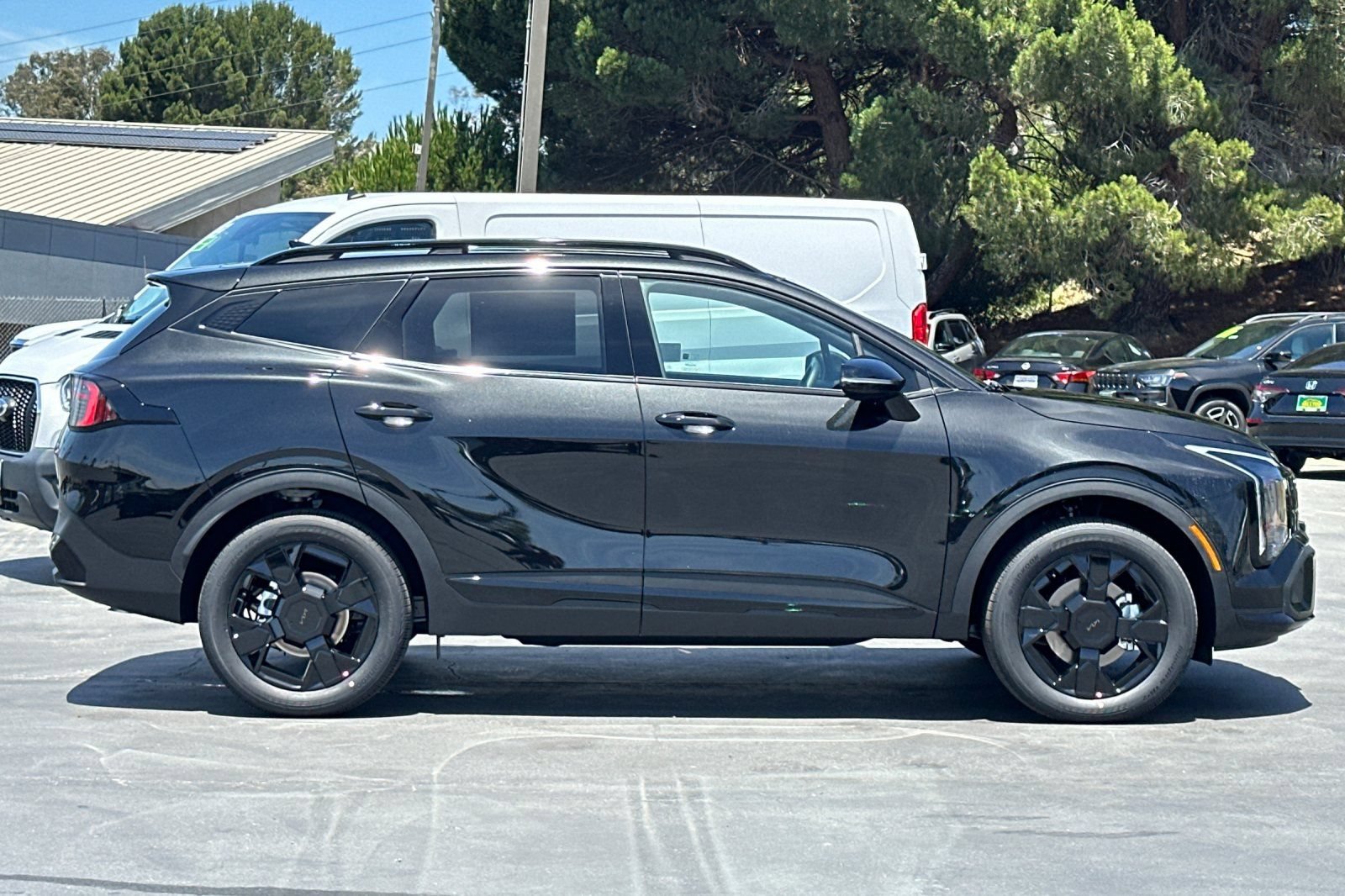 New 2026 Kia Sportage X-Line AWD/4WD image 3