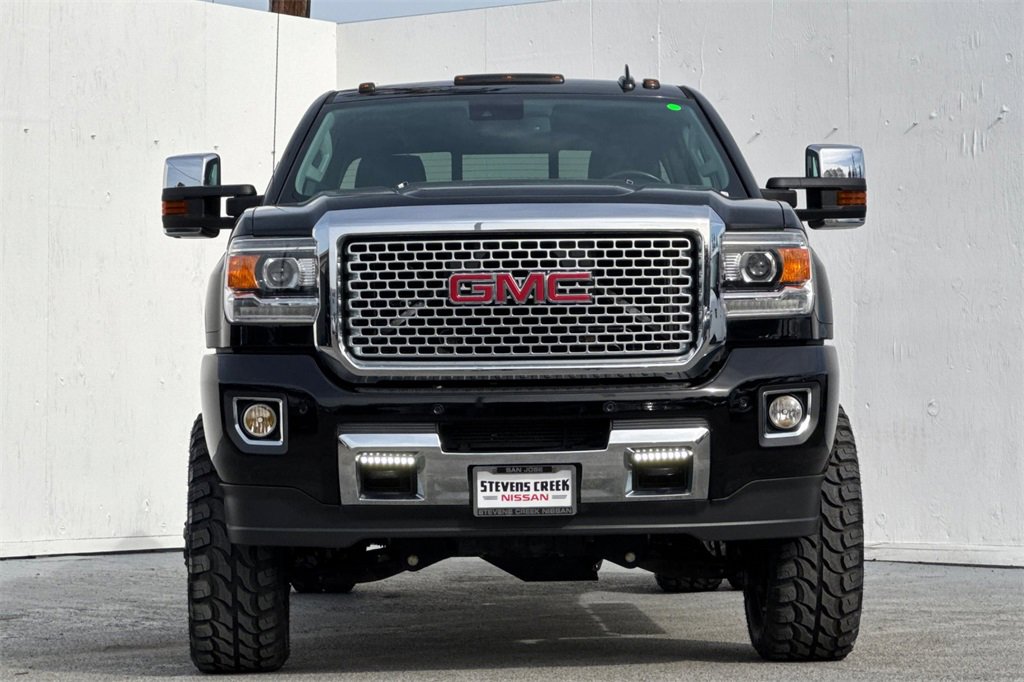 Used 2015 GMC Sierra 3500 Denali w/ Duramax Plus Package image 8