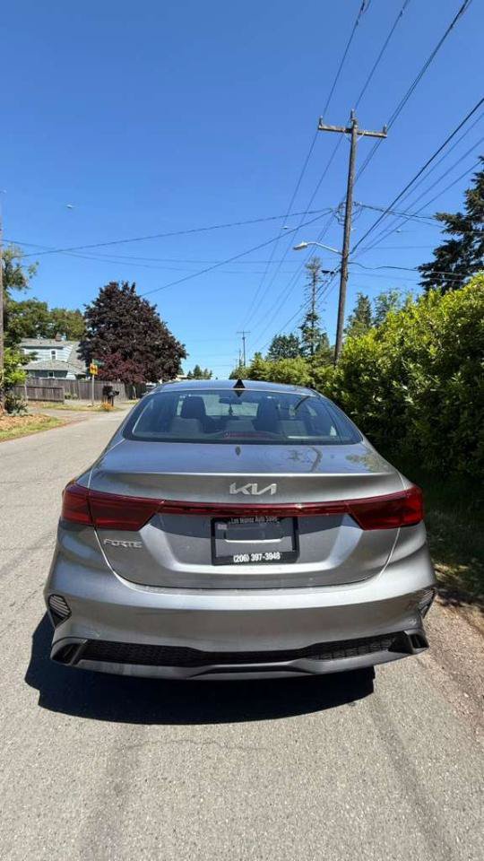 Used 2023 Kia Forte LXS FWD image 7