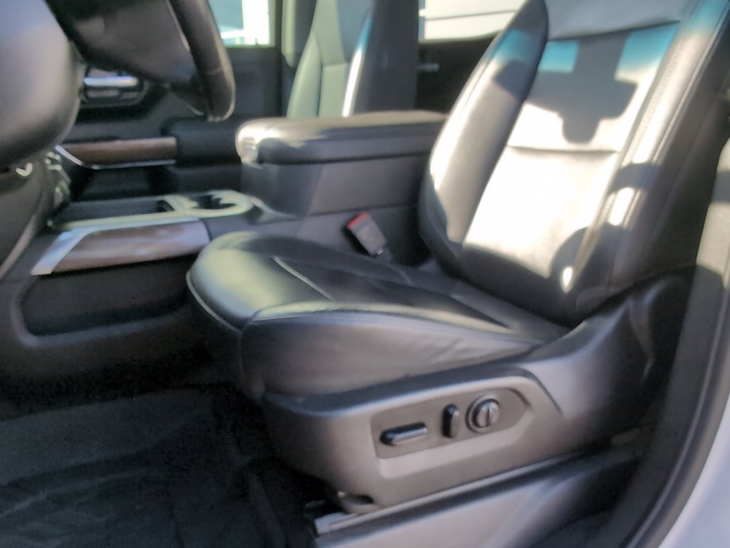 Used 2020 Chevrolet Silverado 1500 LT Trail Boss image 14