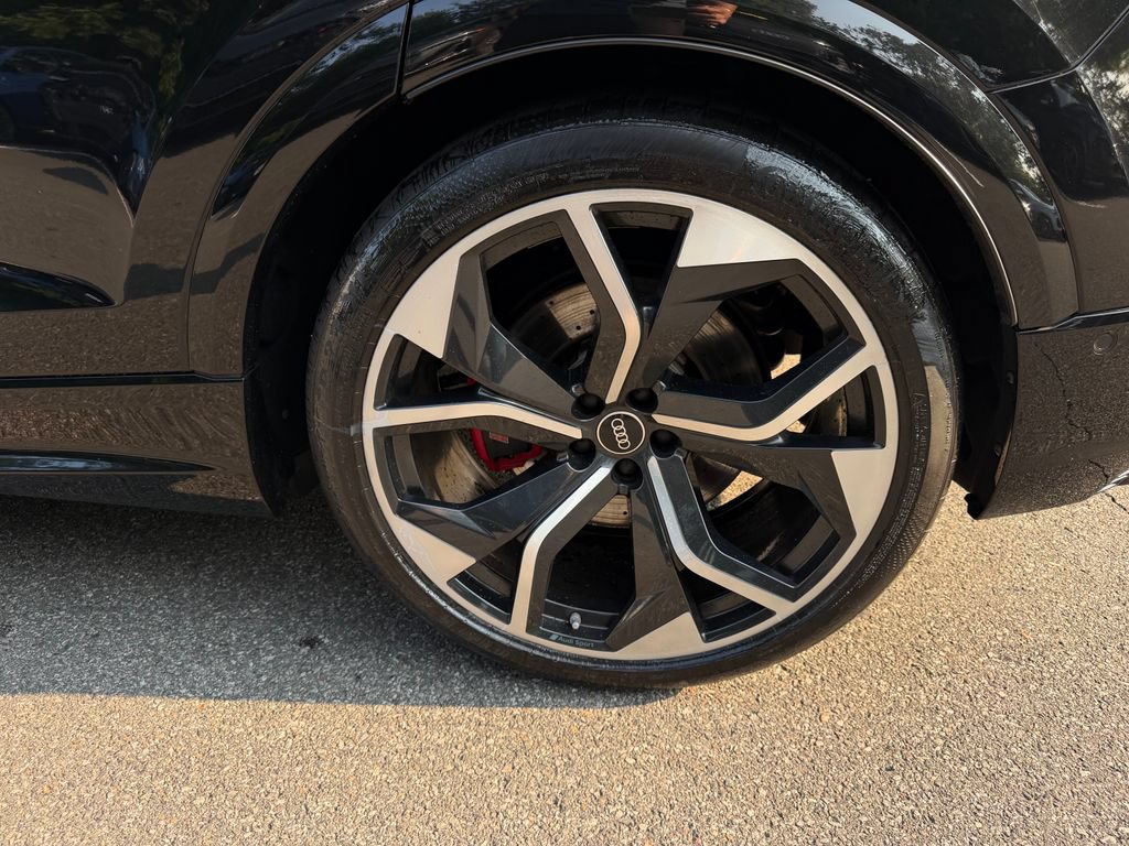 Used 2022 Audi RS Q8 AWD/4WD image 11