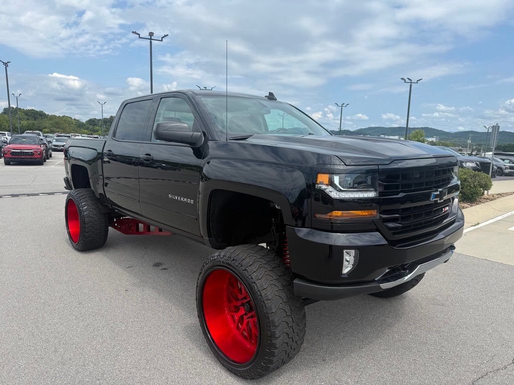 Used 2018 Chevrolet Silverado 1500 LT w/ All Star Edition AWD/4WD image 1
