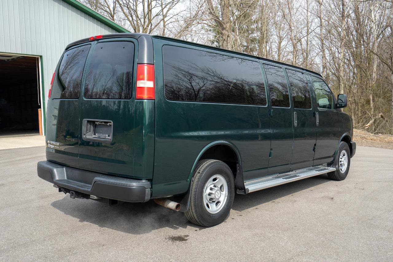 Used 2014 Chevrolet Express 3500 LS image 3