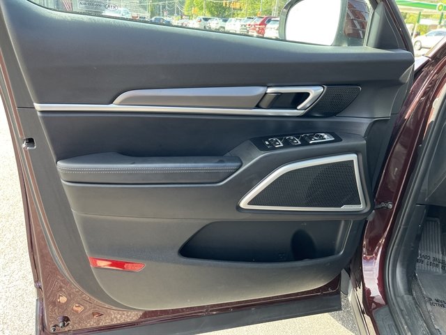 Used 2020 Kia Telluride S AWD/4WD image 17