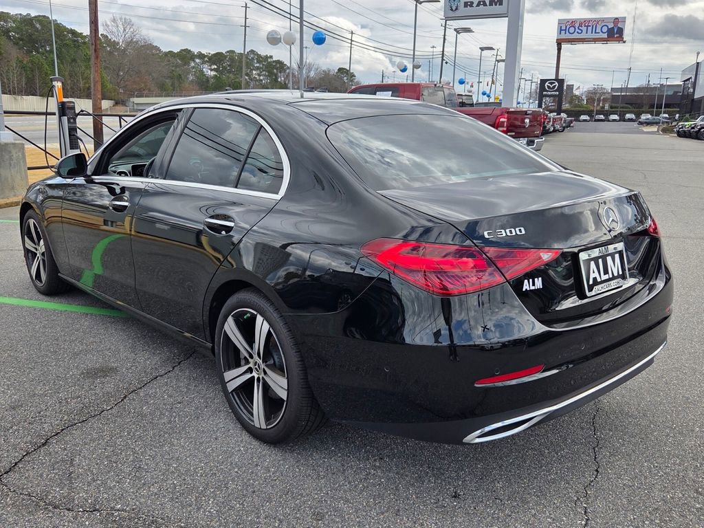 Used 2025 Mercedes-Benz C 300 Sedan image 10