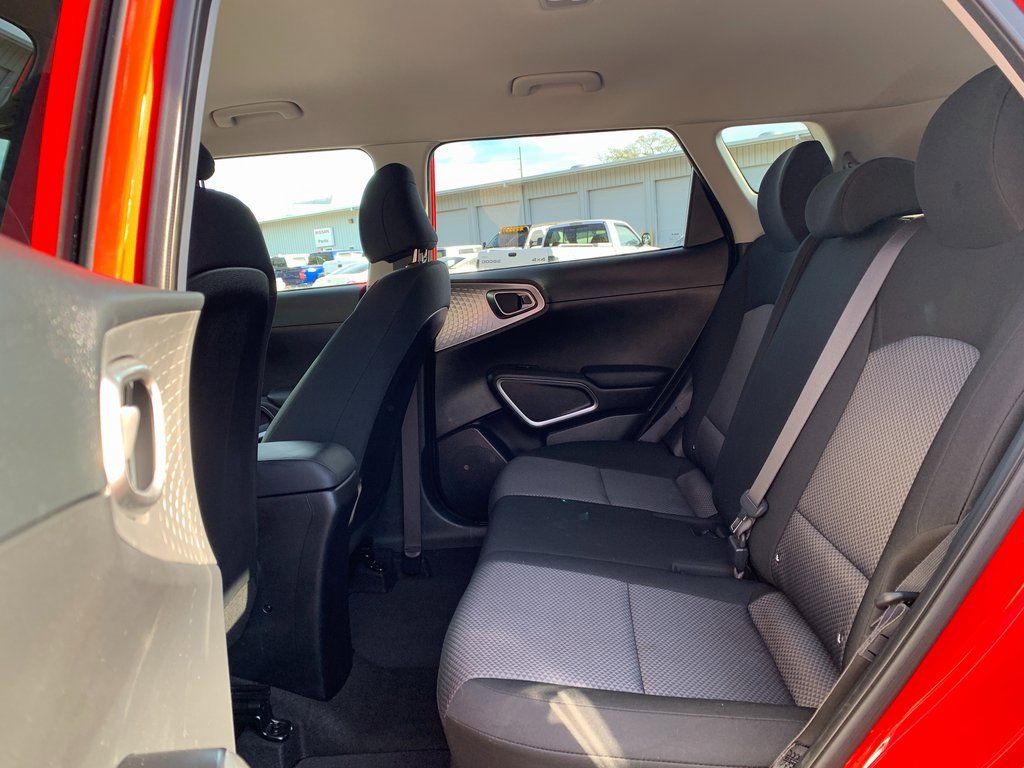 Used 2022 Kia Soul LX w/ Technology Package image 21