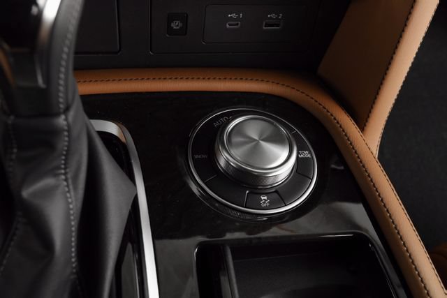 Used 2024 INFINITI QX80 Sensory AWD/4WD image 34