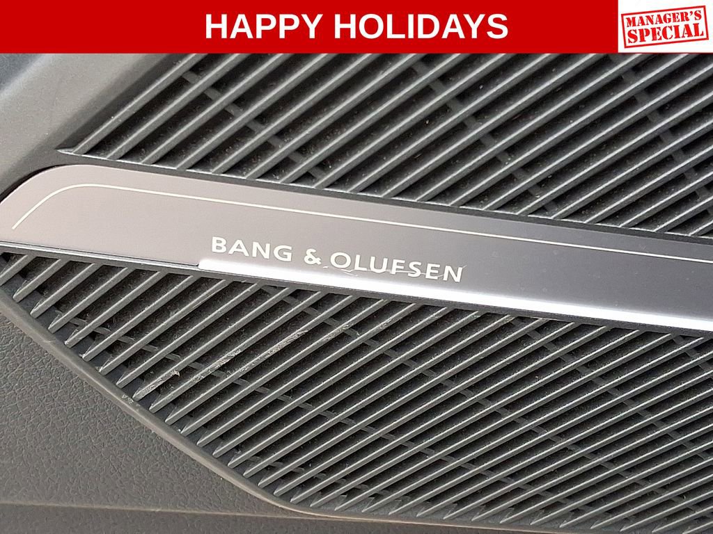 Used 2024 Audi Q5 e Premium Plus w/ Premium Plus Package image 28