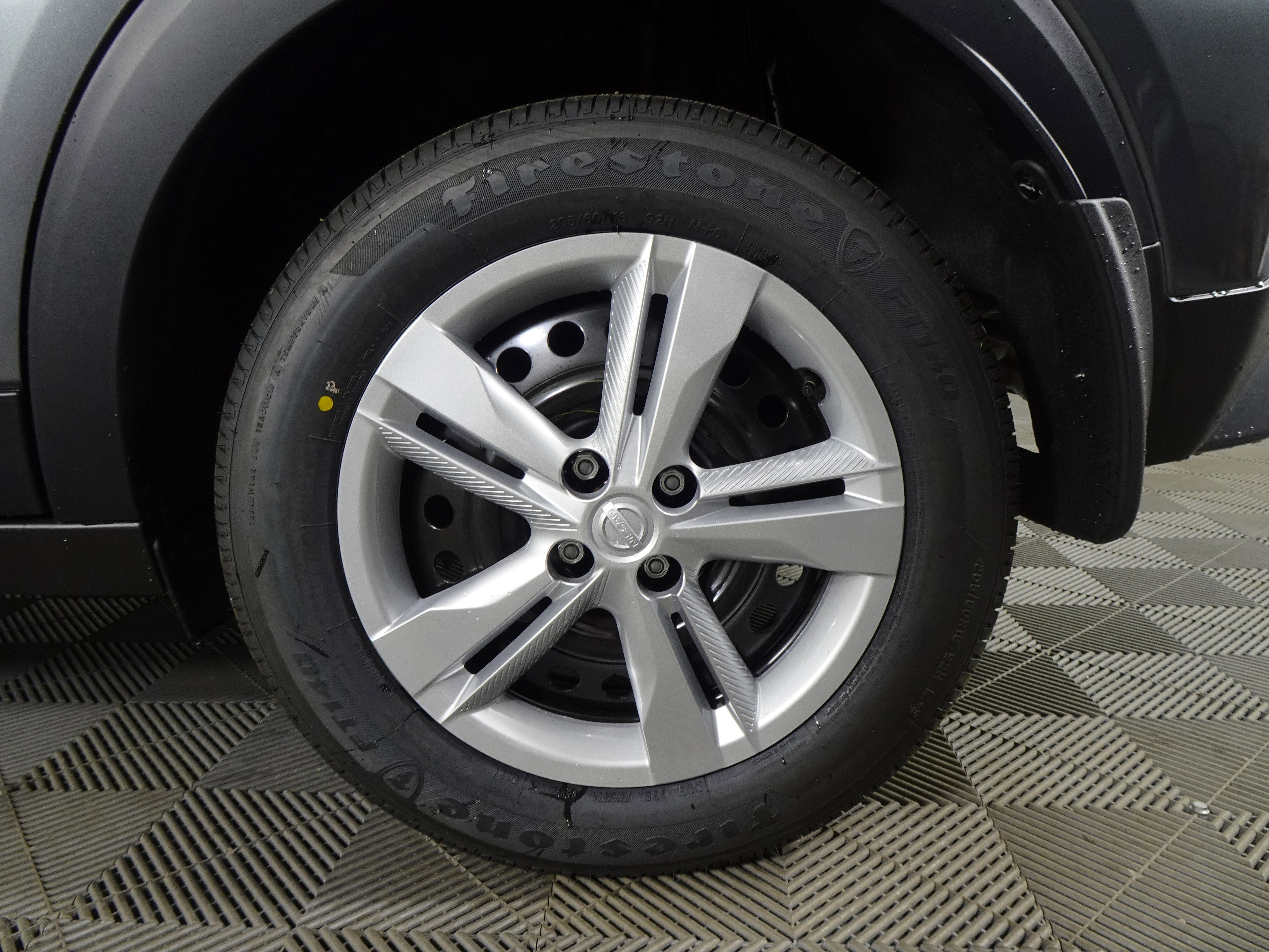 New 2025 Nissan Kicks Play S image 13