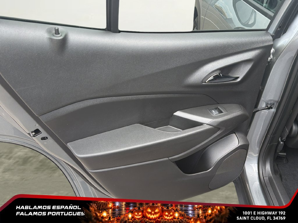 Used 2024 Chevrolet Trax RS w/ Driver Confidence Package FWD image 24