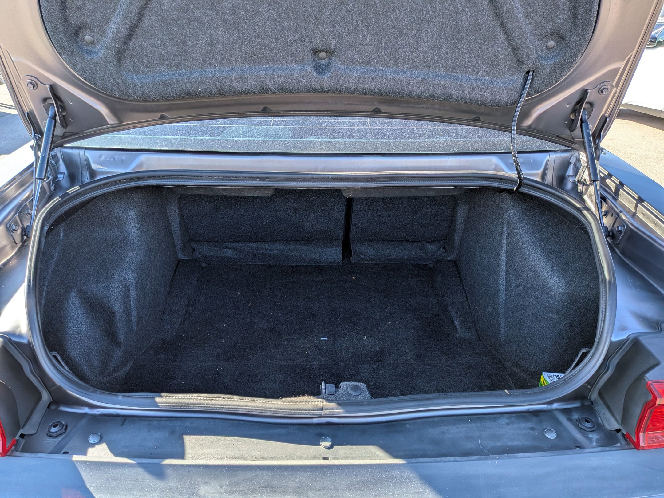 Used 2013 Dodge Challenger R/T image 30