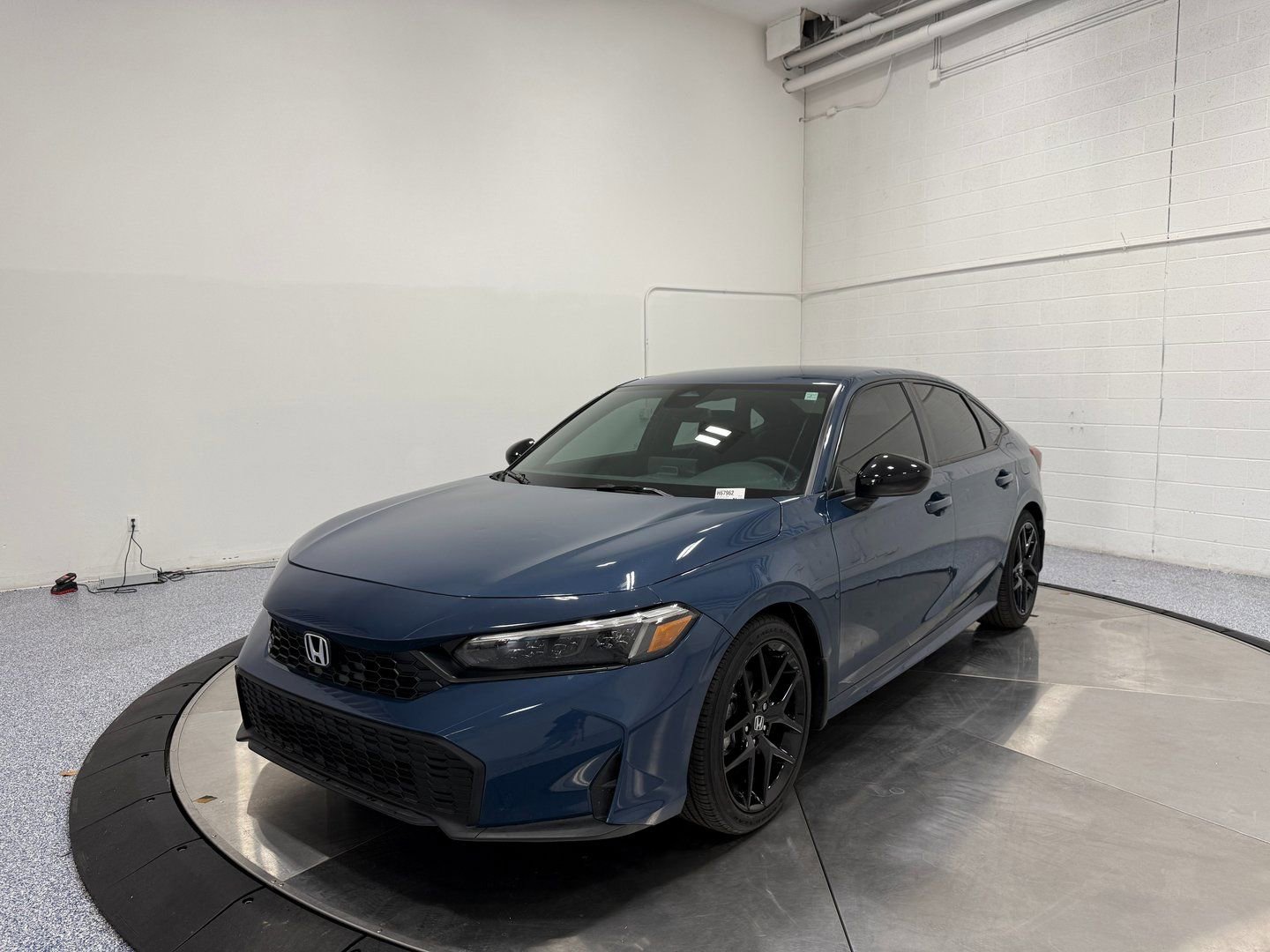 Used 2025 Honda Civic Sport image 3