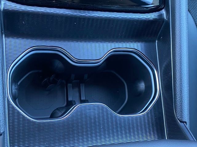 New 2025 Jeep Grand Cherokee Altitude AWD/4WD image 24