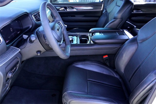 Used 2022 Jeep Wagoneer Series II image 10