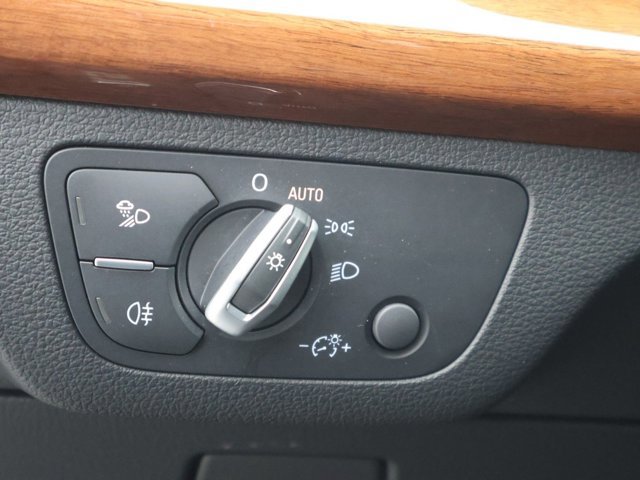 Certified 2023 Audi Q5 2.0T Premium Plus w/ Premium Plus Package AWD/4WD image 13