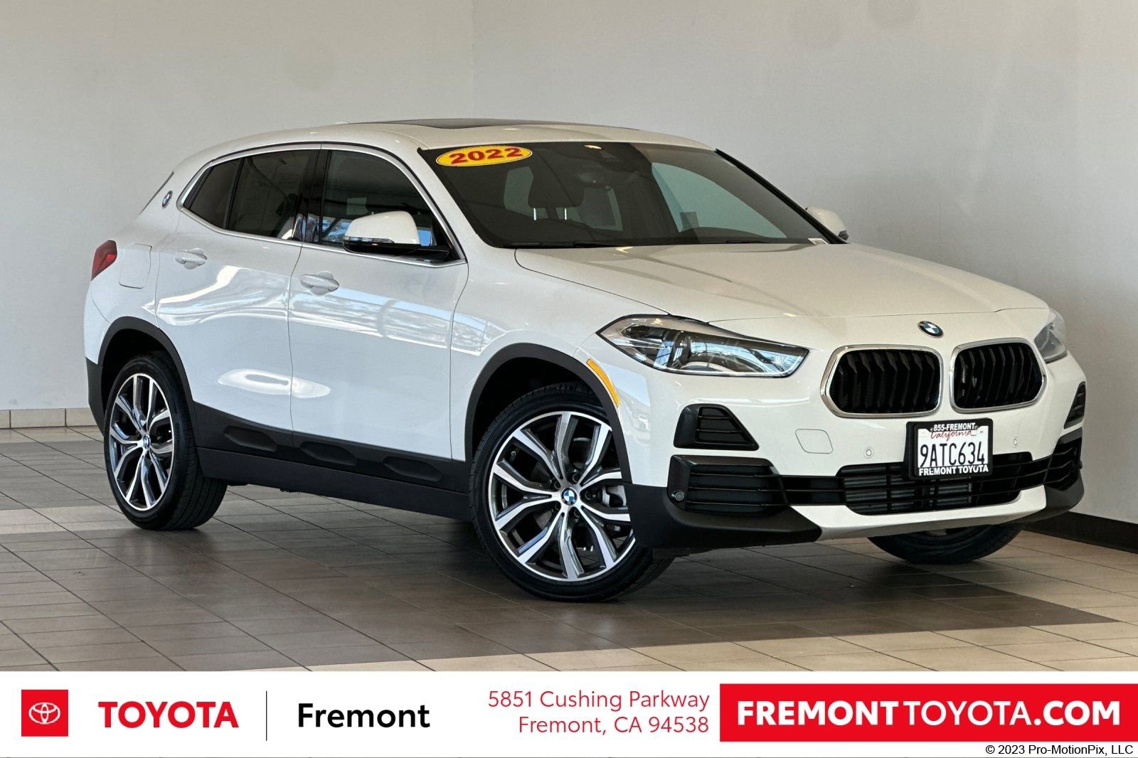 Used 2022 BMW X2 sDrive28i w/ Convenience Package image 1