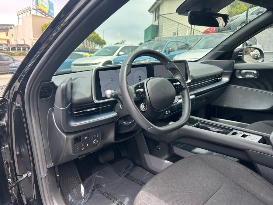 Used 2024 Hyundai Ioniq 6 SE RWD image 12