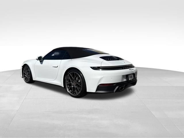 Used 2025 Porsche 911 Carrera RWD image 7