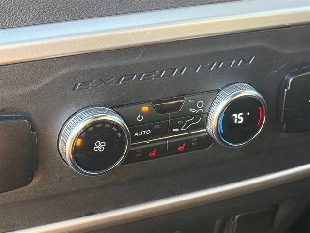 Used 2024 Ford Expedition Limited image 14