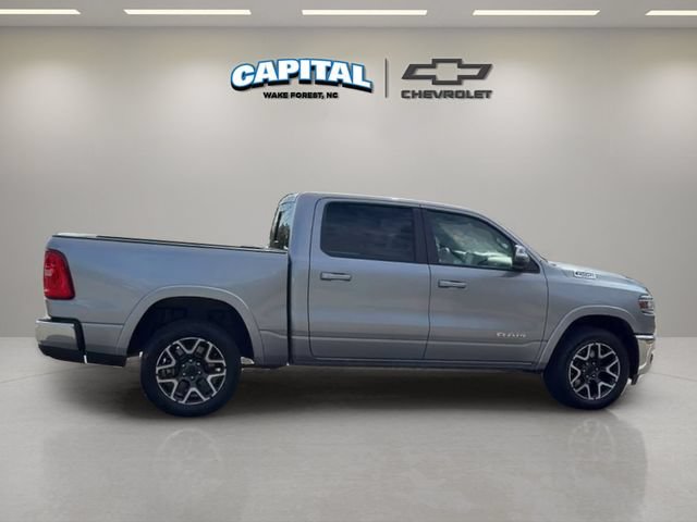 Used 2025 RAM 1500 Laramie AWD/4WD image 6