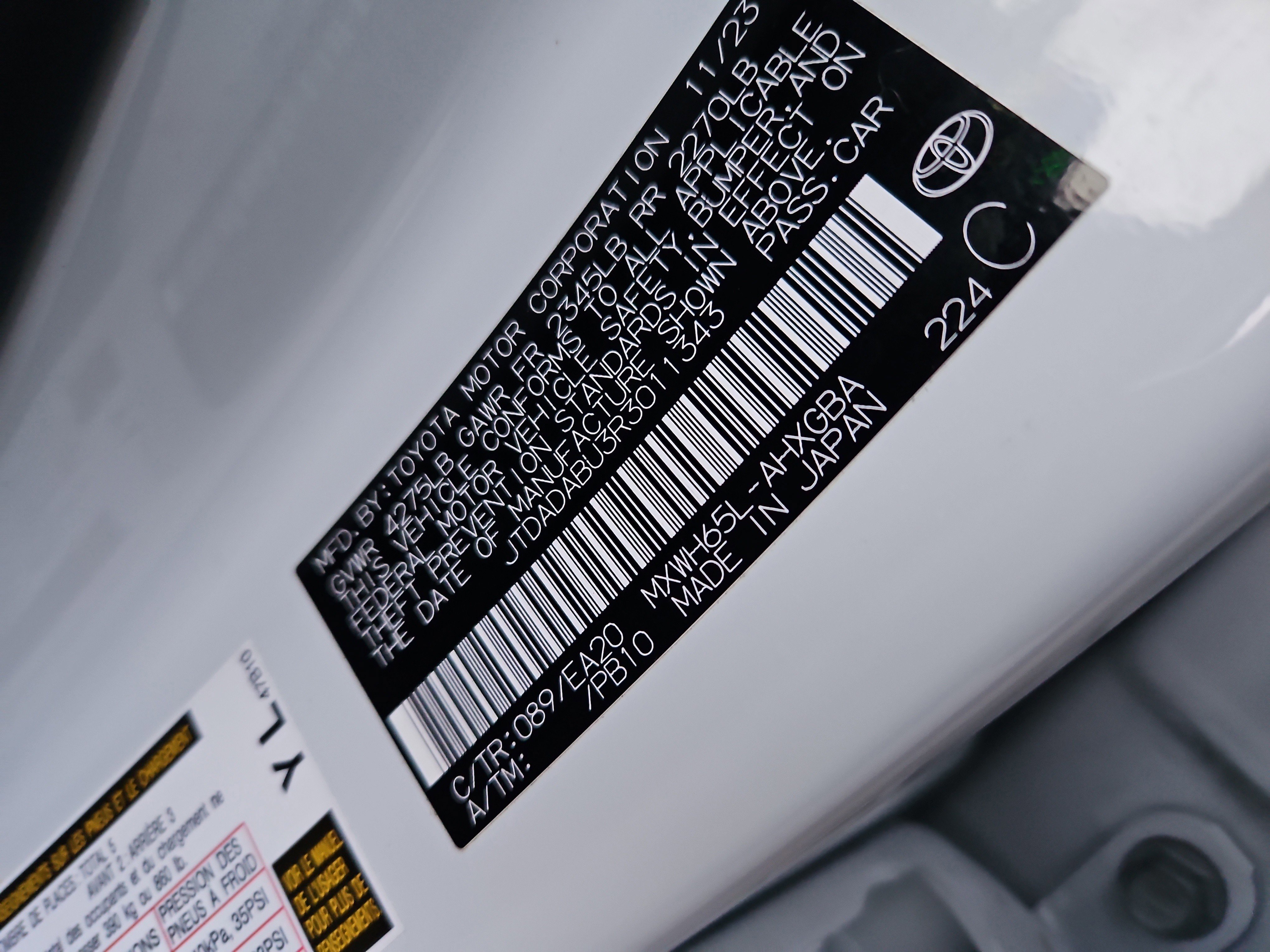 Used 2024 Toyota Prius XLE image 15