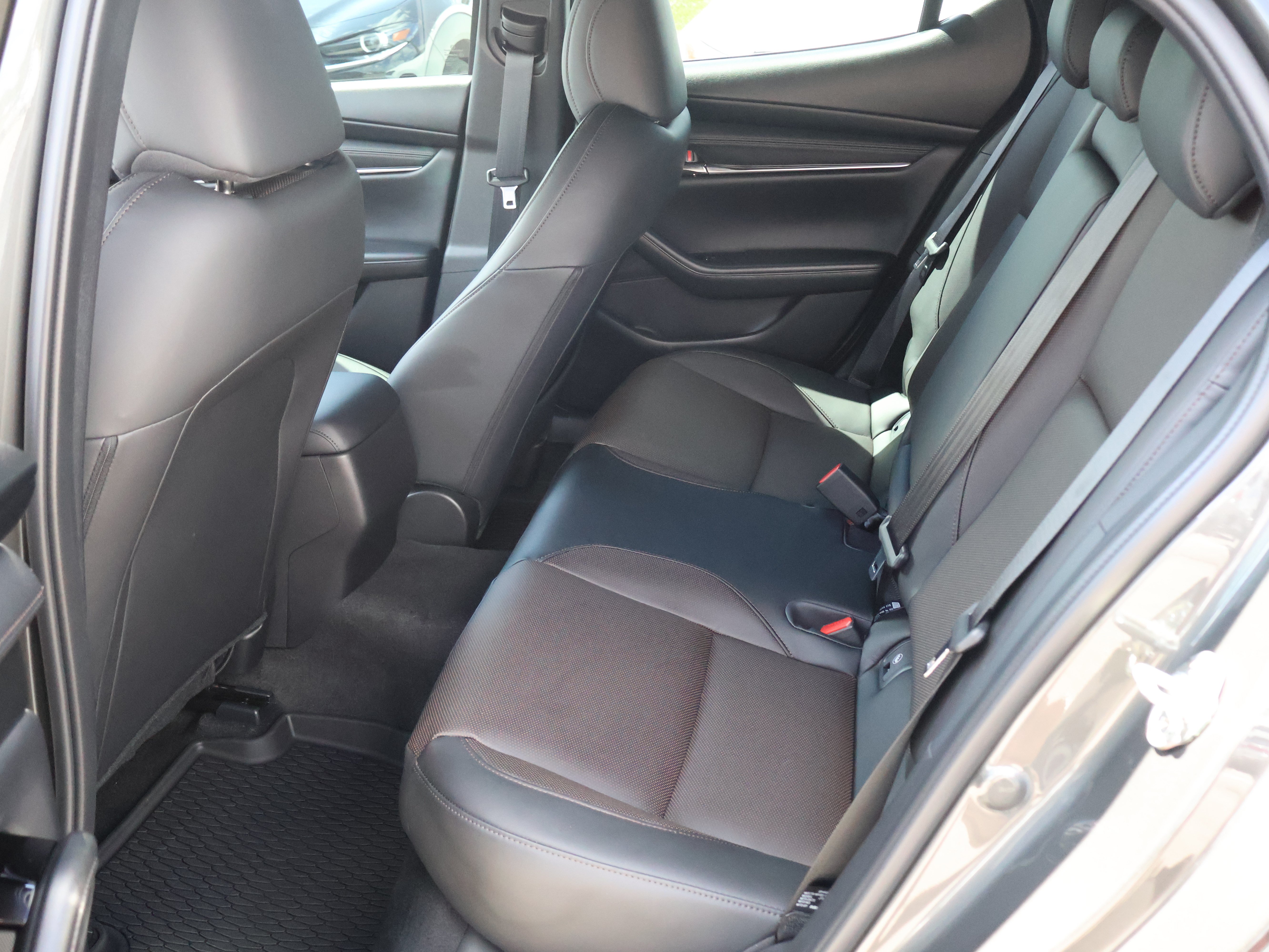 Used 2026 MAZDA MAZDA3 Hatchback w/Premium Plus Pkg AWD/4WD image 19
