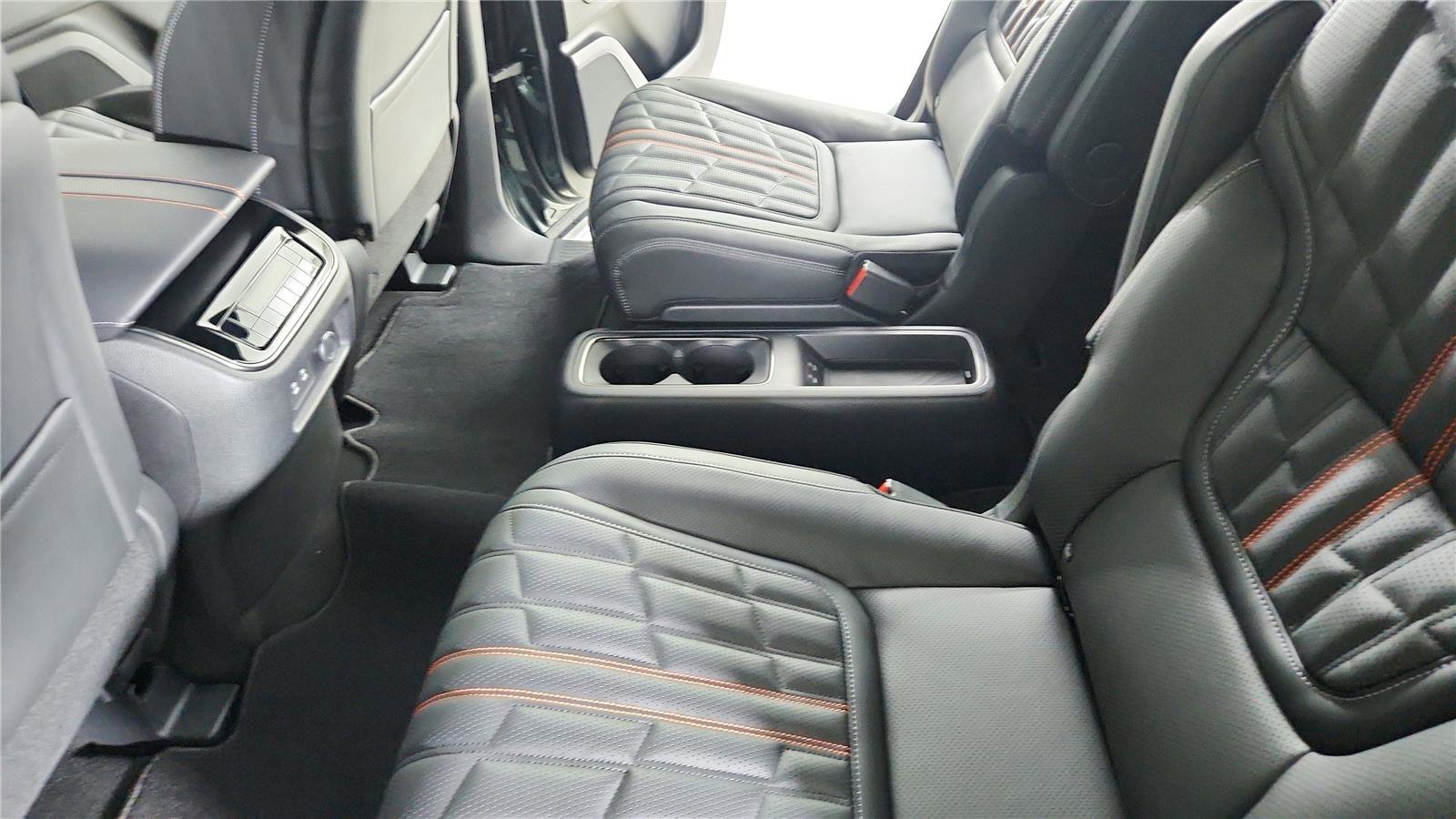 New 2026 Nissan Armada PRO-4X w/ Captain's Chari Seat Package image 18