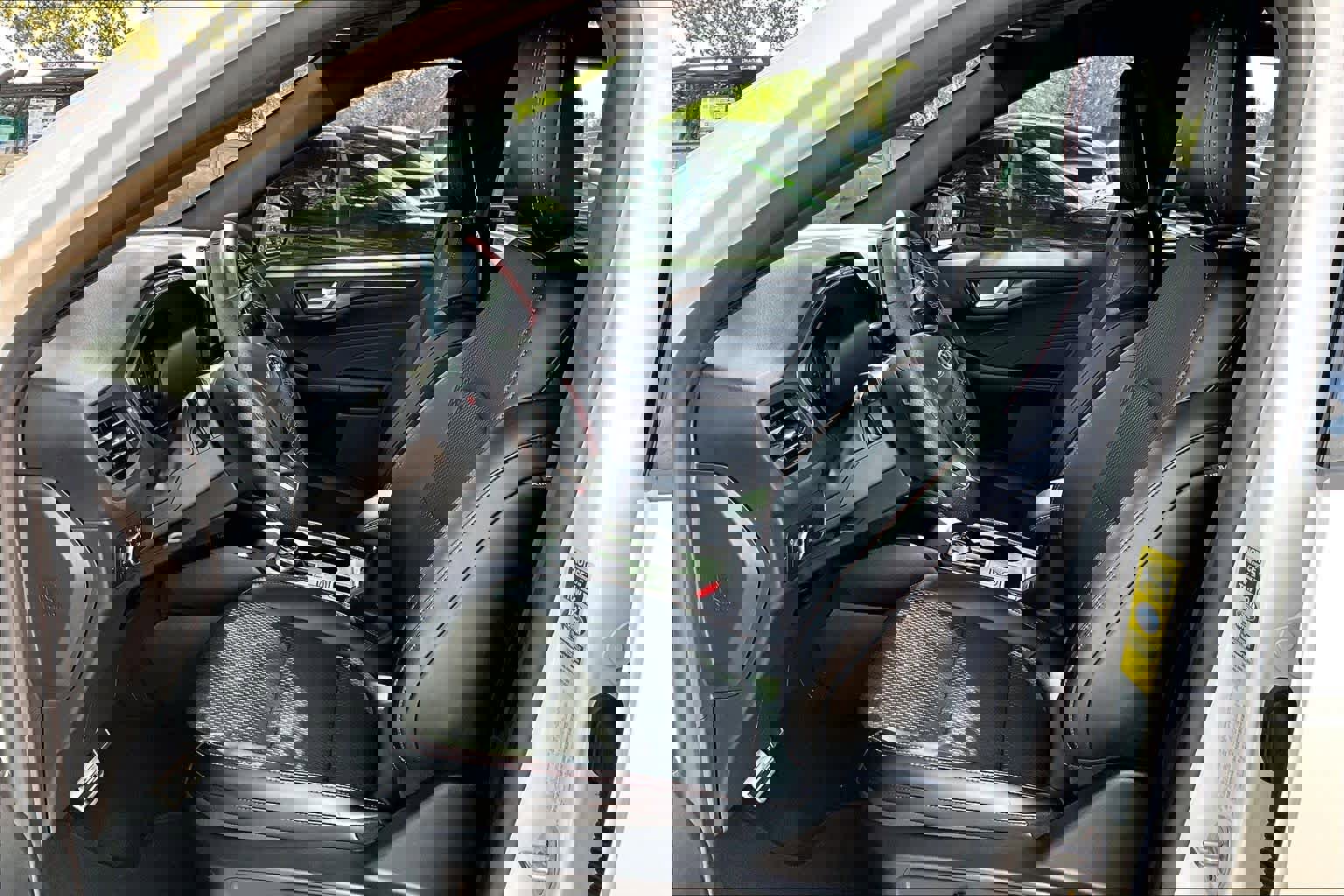 Certified 2024 Ford Escape ST-Line w/ Tech Pack #1 image 8