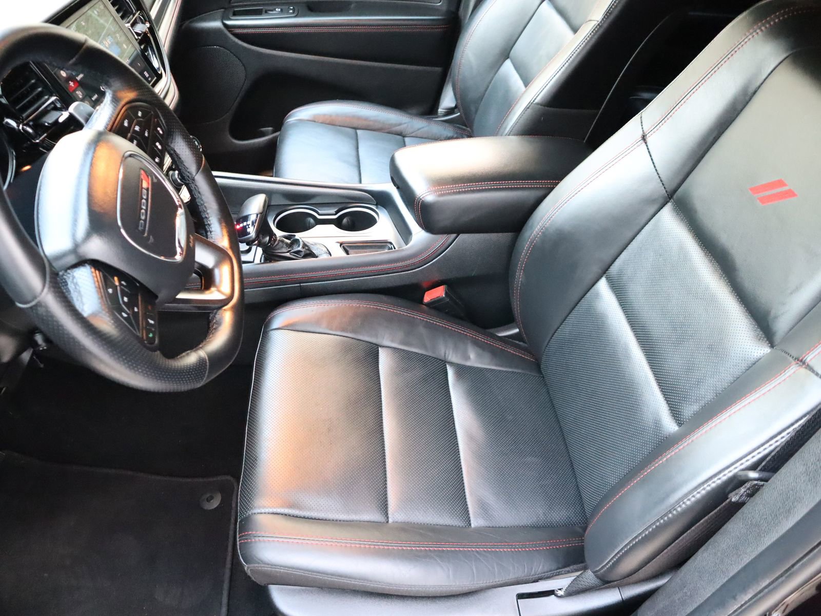 Used 2025 Dodge Durango GT image 27