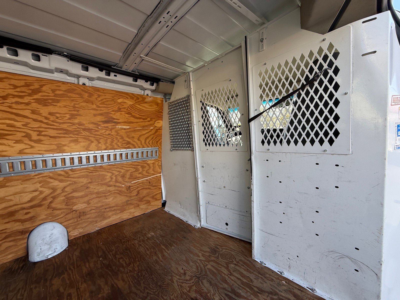 Used 2021 GMC Savana 2500 Extended w/ Driver Convenience Package image 13