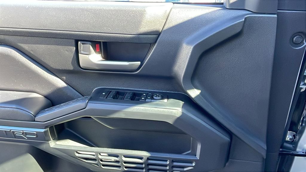 Certified 2025 Toyota Tacoma TRD Sport image 30