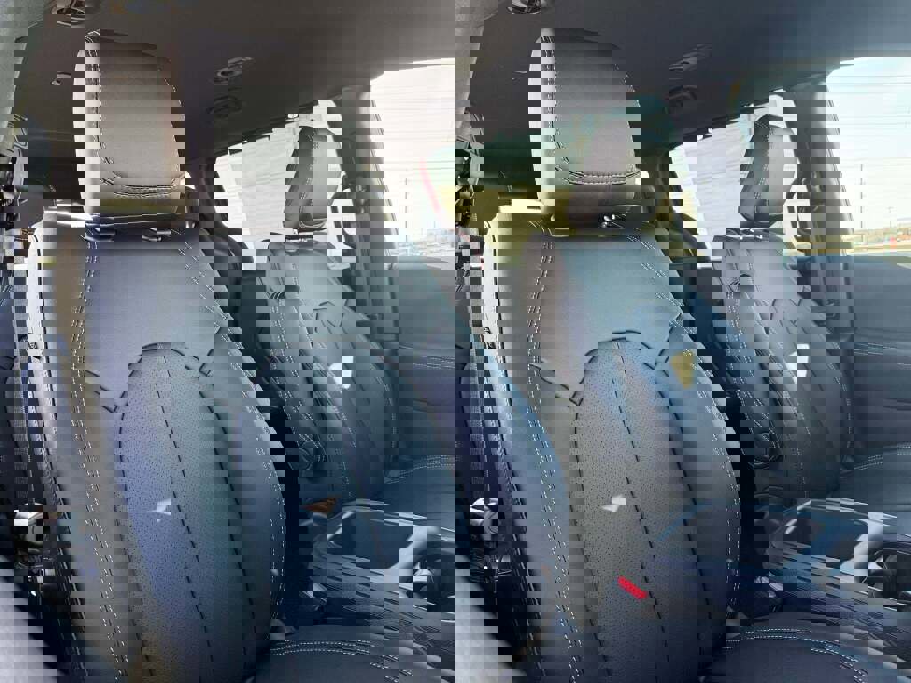 New 2026 Chrysler Pacifica Select image 24