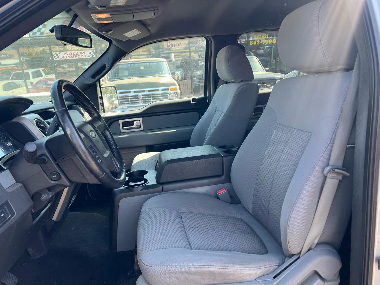 Used 2011 Ford F150 XLT w/ XLT Convenience Pkg AWD/4WD image 6