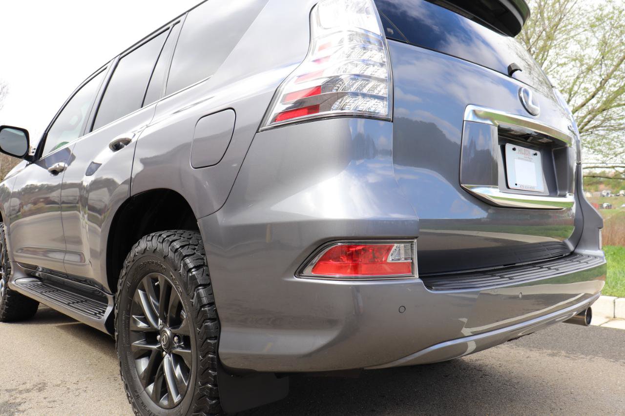 Used 2020 Lexus GX 460 Premium w/ Premium Package image 11