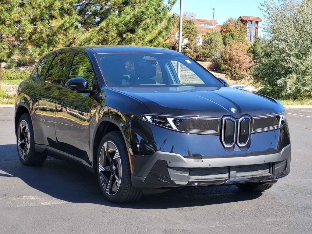 New 2027 BMW iX3 50 xDrive w/ Comfort Package AWD/4WD image 3