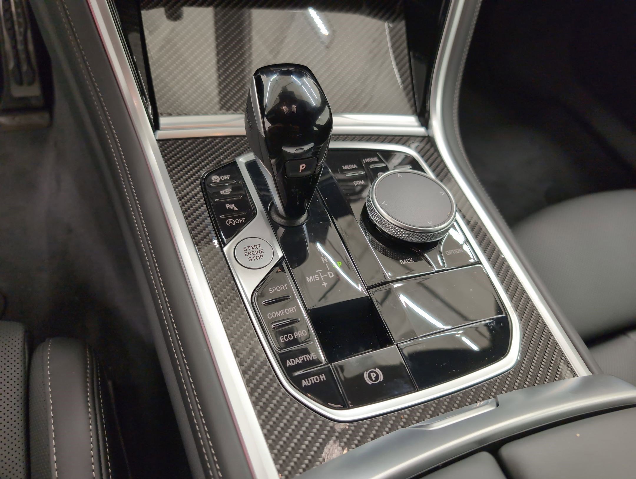 New 2026 BMW M850i xDrive w/ M Carbon Exterior Package image 15