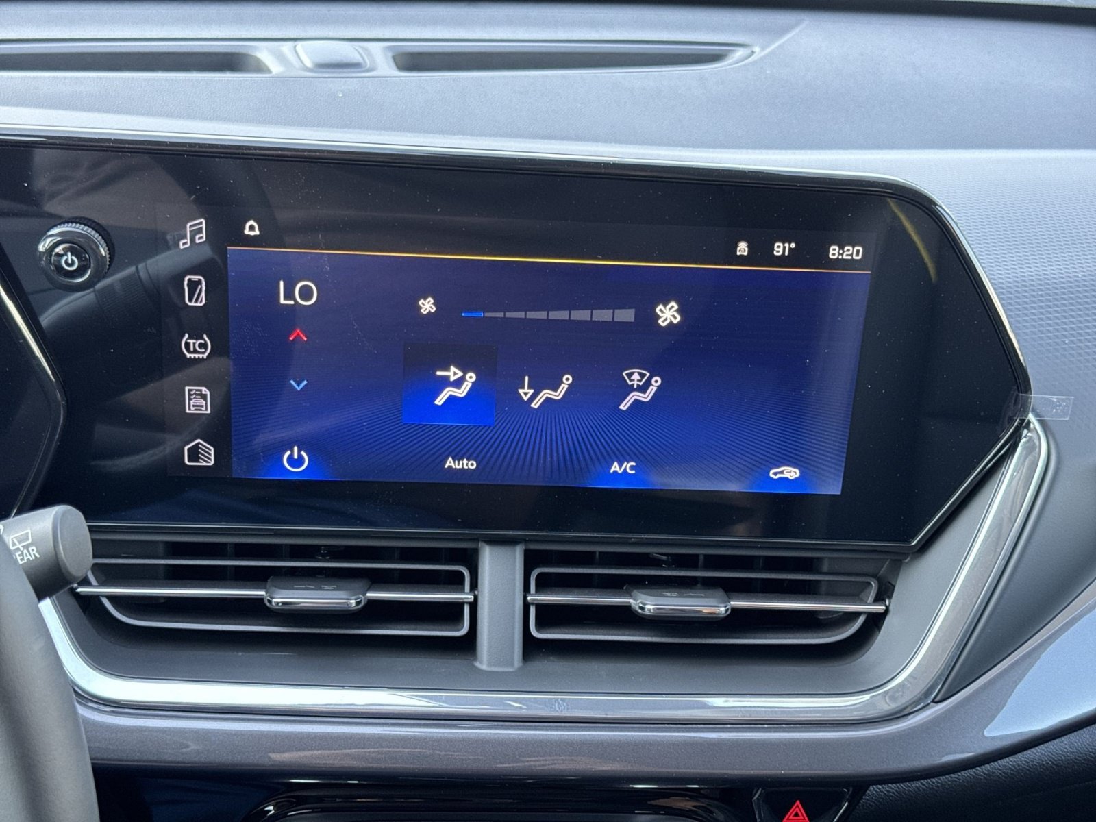New 2026 Chevrolet Trax ACTIV FWD image 21