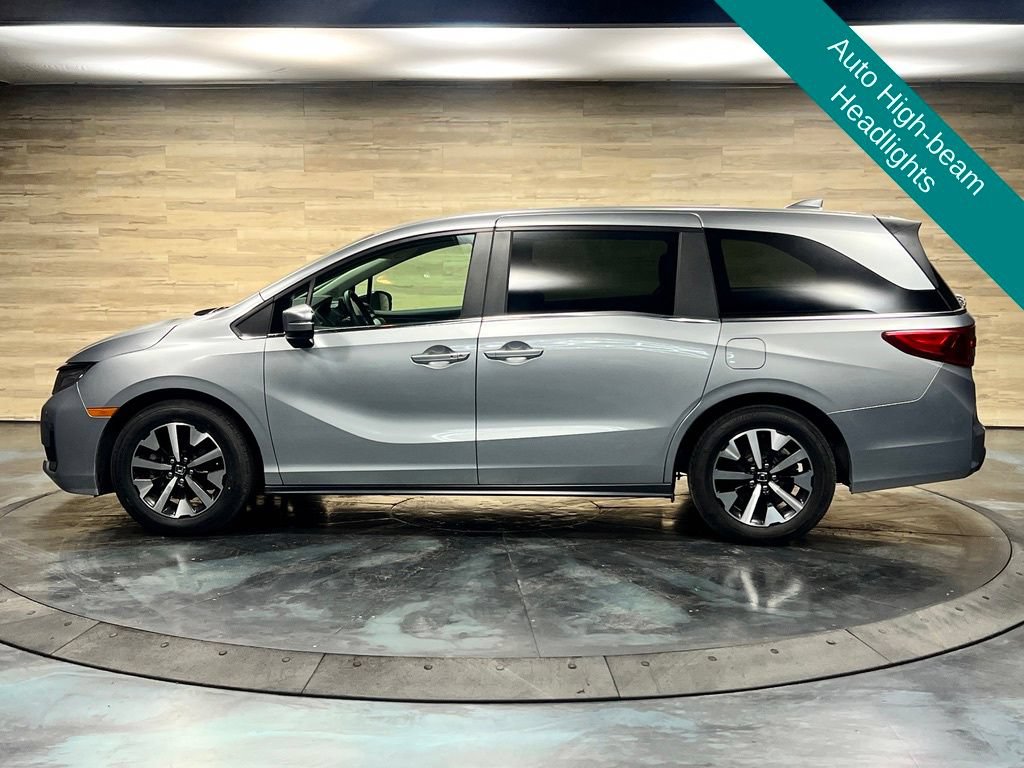 Used 2025 Honda Odyssey EX-L image 10