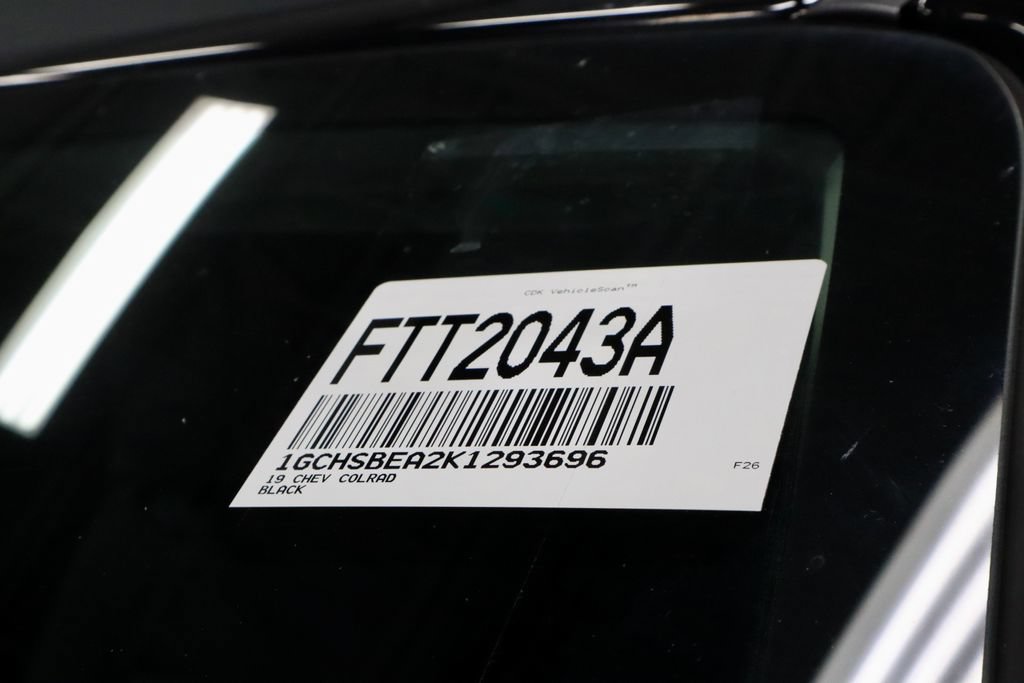 Used 2019 Chevrolet Colorado W/T RWD image 32