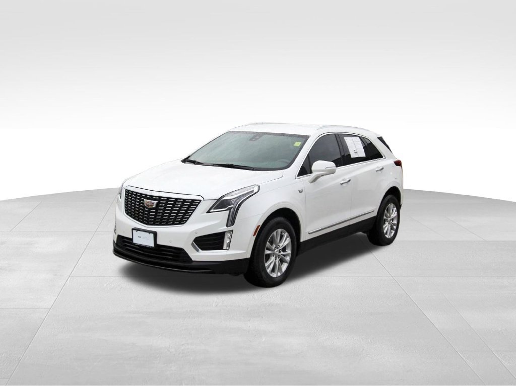 Used 2023 Cadillac XT5 Luxury FWD image 2