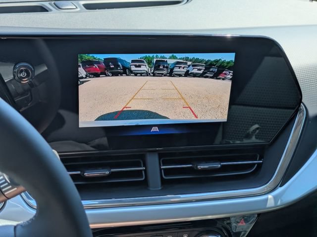 New 2026 Chevrolet Trax LT w/ Driver Confidence Package FWD image 16