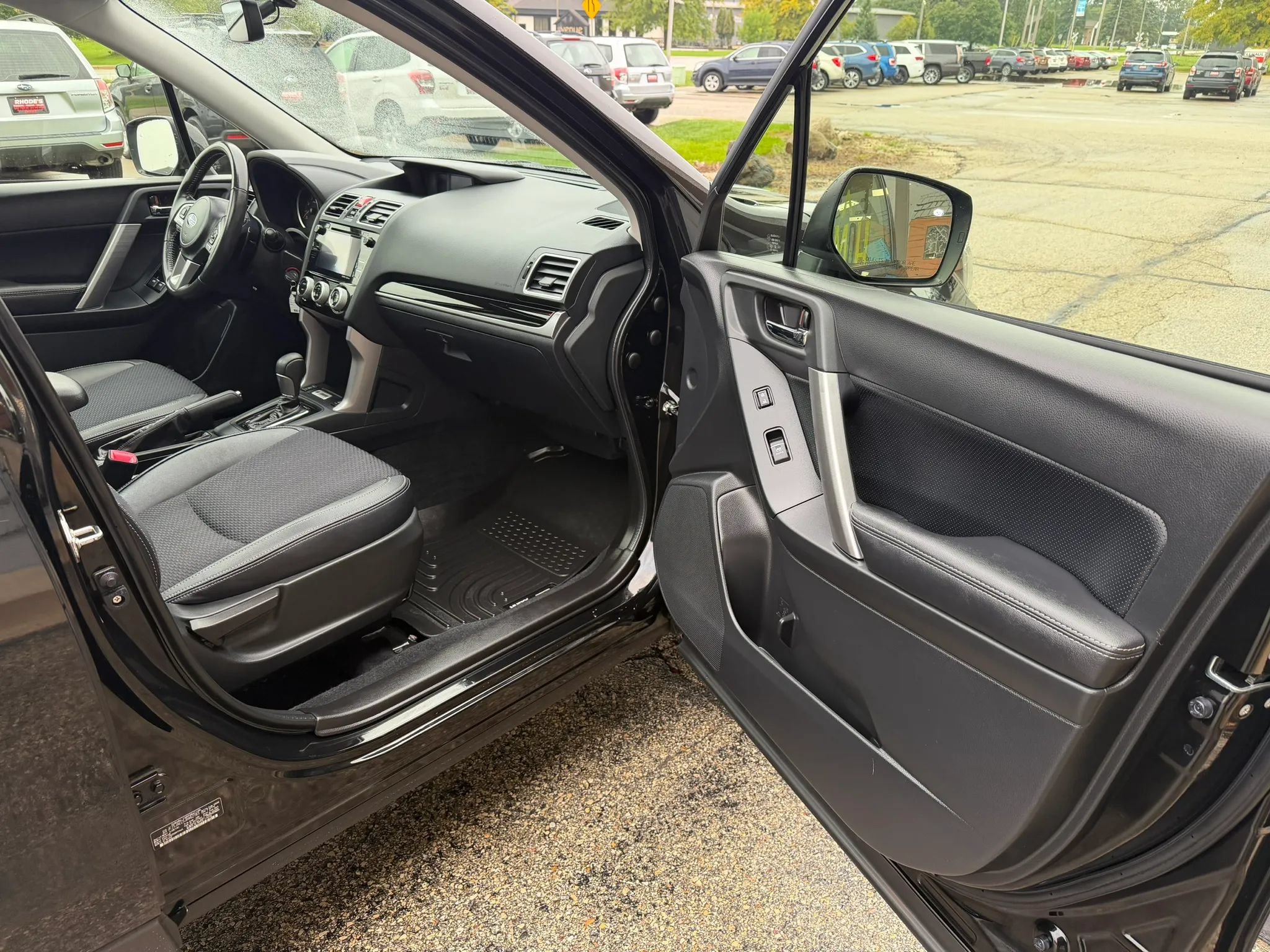 Used 2018 Subaru Forester 2.5i Premium w/ Popular Package #2A AWD/4WD image 13