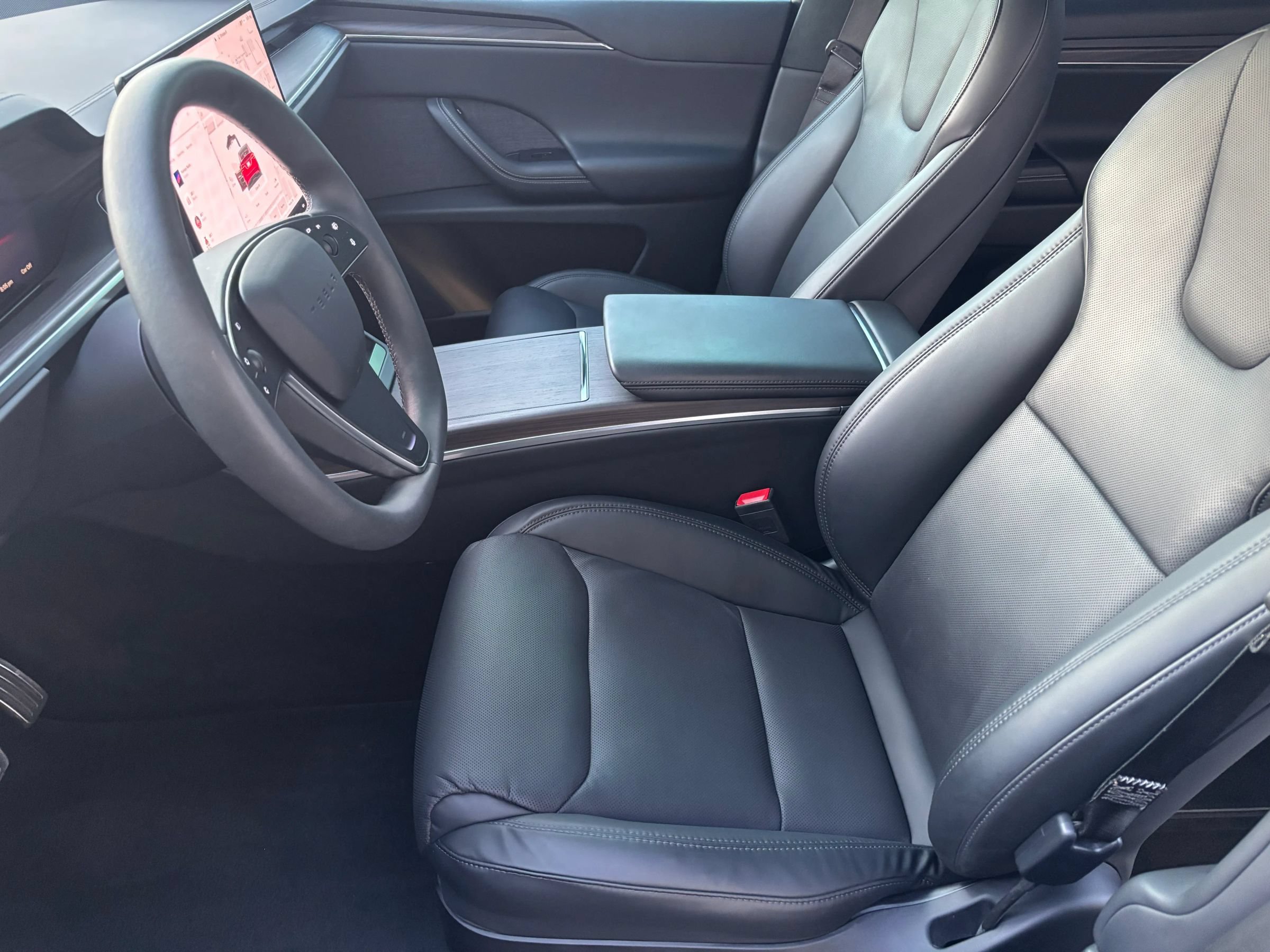 Used 2025 Tesla Model X AWD/4WD image 10