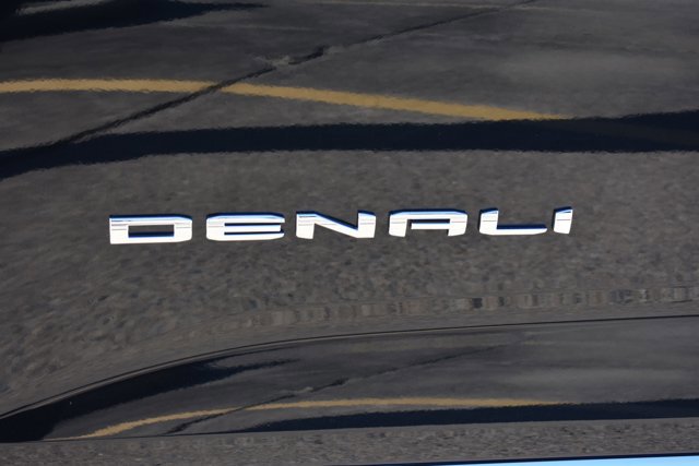 Used 2026 GMC Terrain Denali image 12