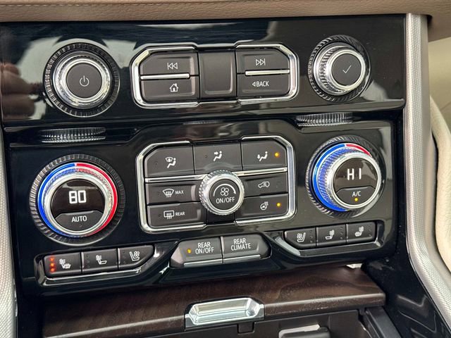Used 2024 GMC Yukon Denali w/ Advanced Technology Package image 24