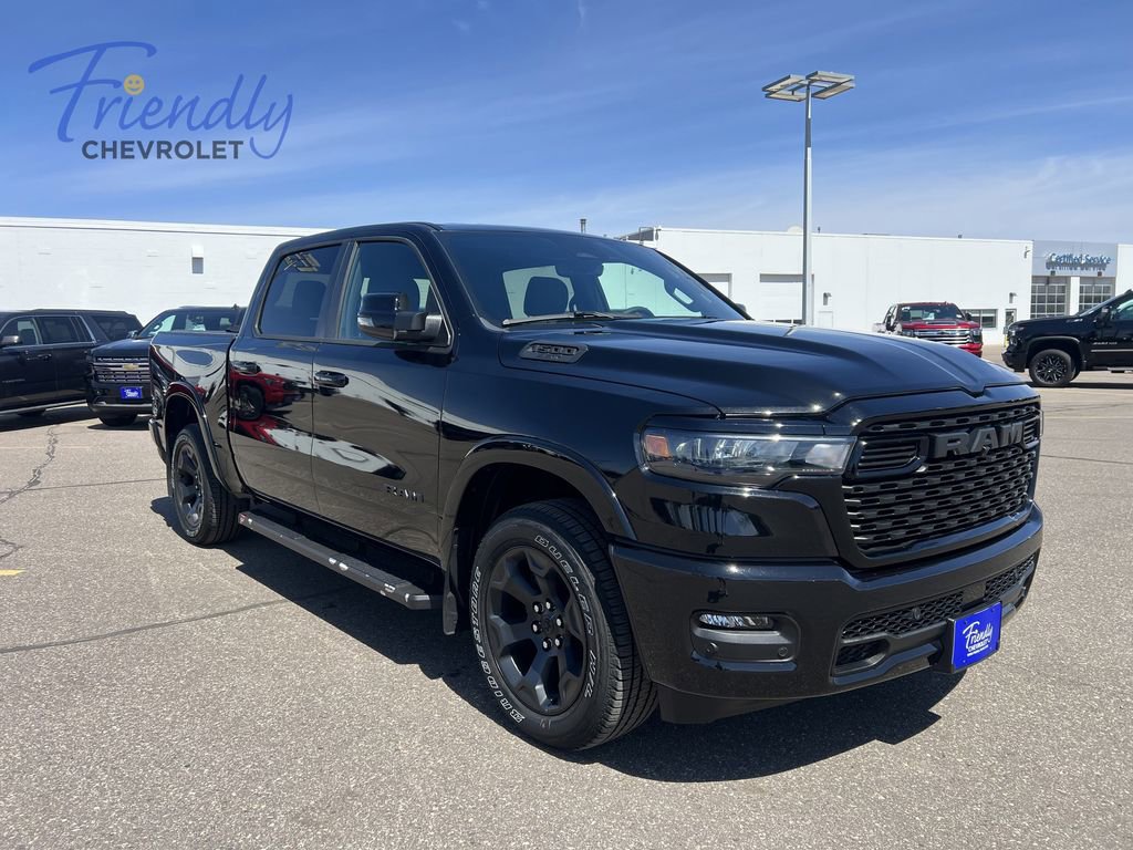 Used 2025 RAM 1500 Big Horn AWD/4WD image 3